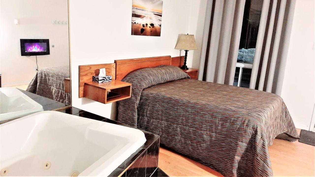 Motel Bonsoir Joliette Bagian luar foto