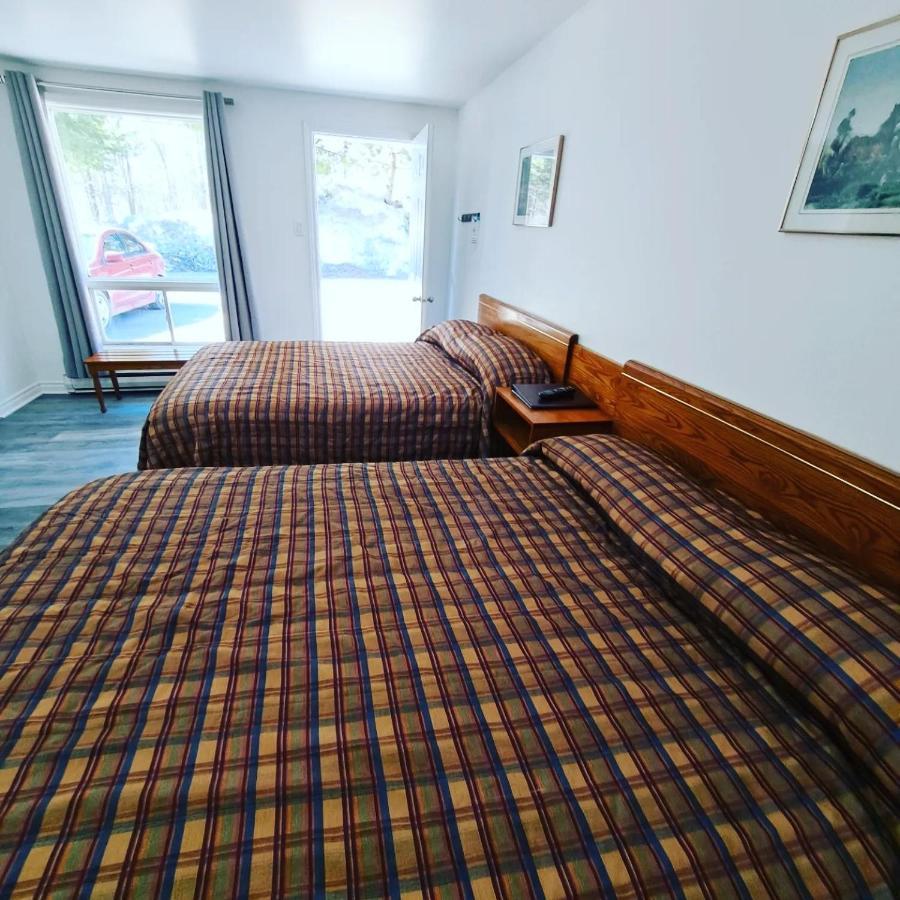 Motel Bonsoir Joliette Bagian luar foto